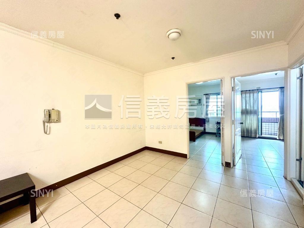 河堤大陽台高樓採光兩房房屋室內格局與周邊環境