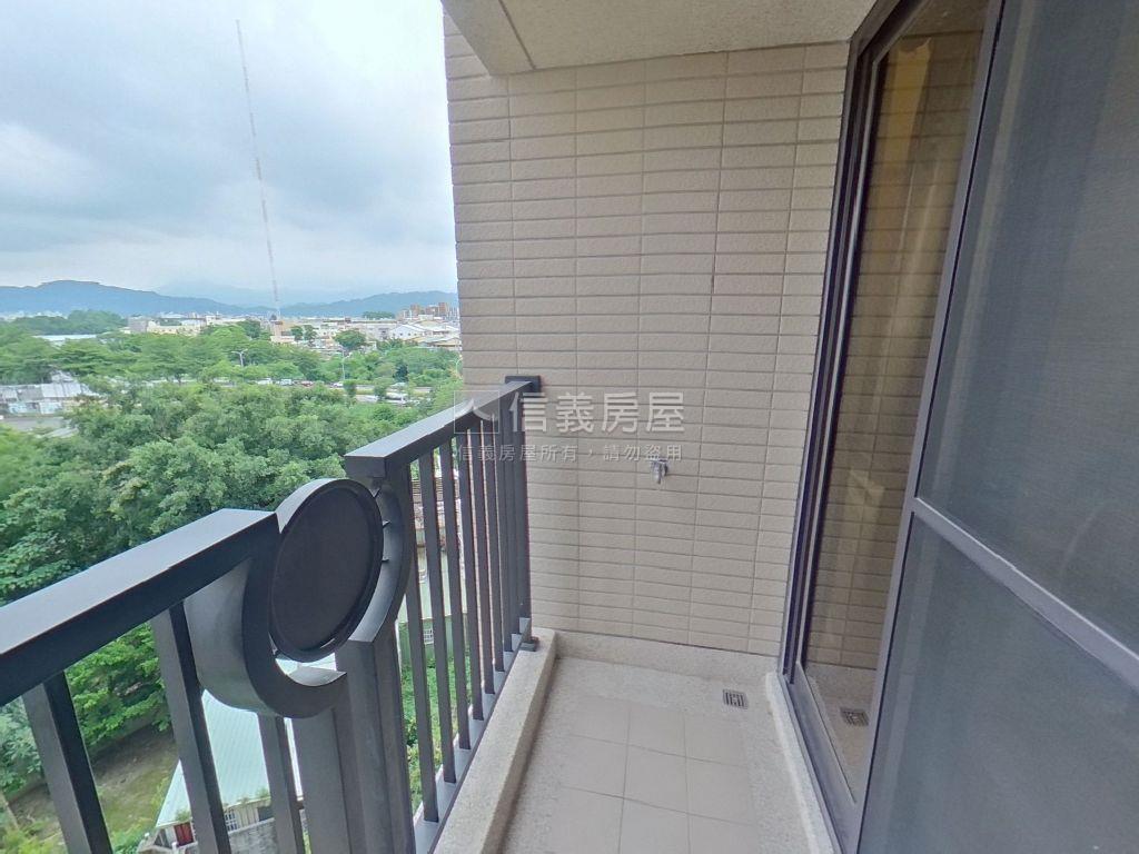 興大里美私藏美屋房屋室內格局與周邊環境