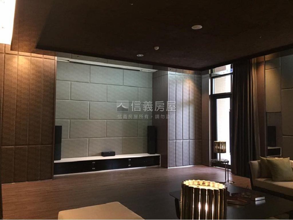 興大里美私藏美屋房屋室內格局與周邊環境