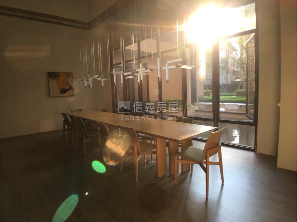 興大里美私藏美屋房屋室內格局與周邊環境