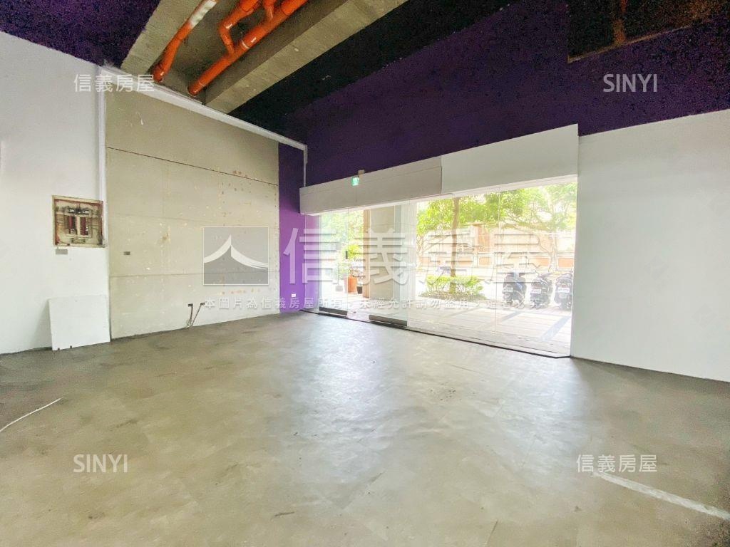 大陸工程☆捷運挑高金店辦房屋室內格局與周邊環境