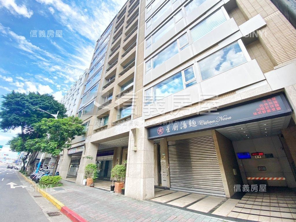 大陸工程☆捷運挑高金店辦房屋室內格局與周邊環境