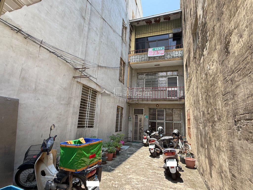麻豆平等路正路大坪透店房屋室內格局與周邊環境