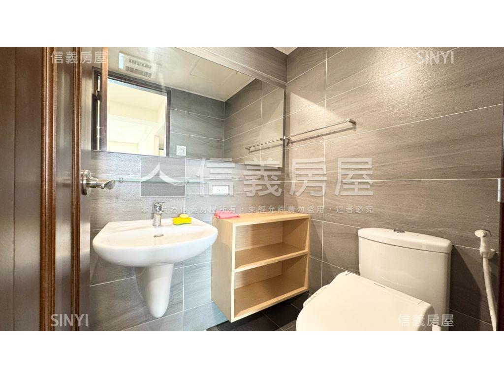 天慕Ⅱ高樓景觀三房平車房屋室內格局與周邊環境