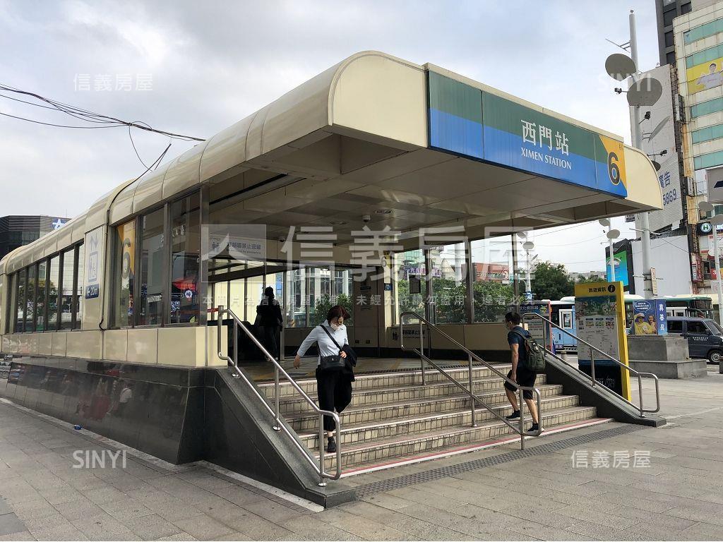 西門稀有三房車位房屋室內格局與周邊環境