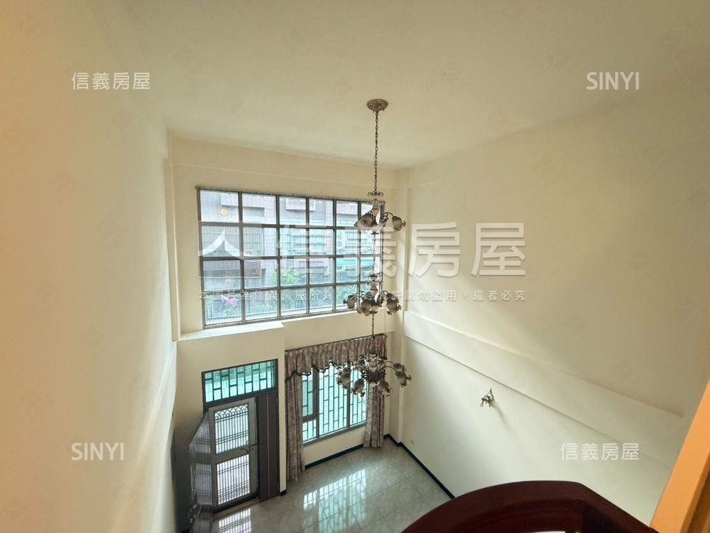 家綠寶ｘ一級棒社區型透天房屋室內格局與周邊環境