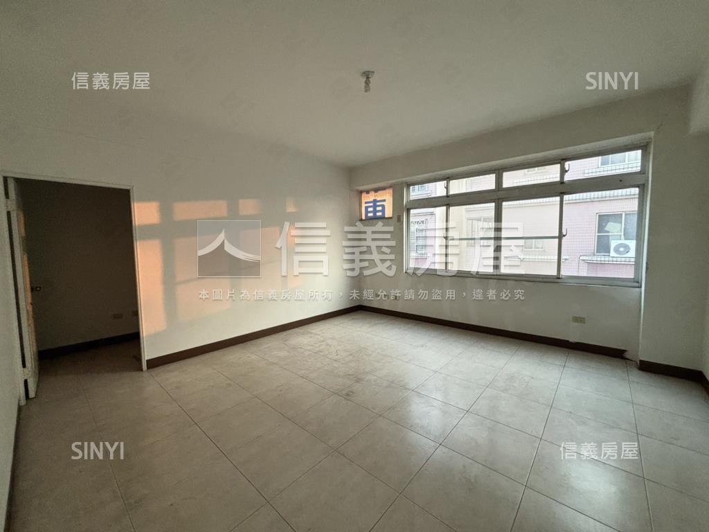后安路‧面寬角店房屋室內格局與周邊環境