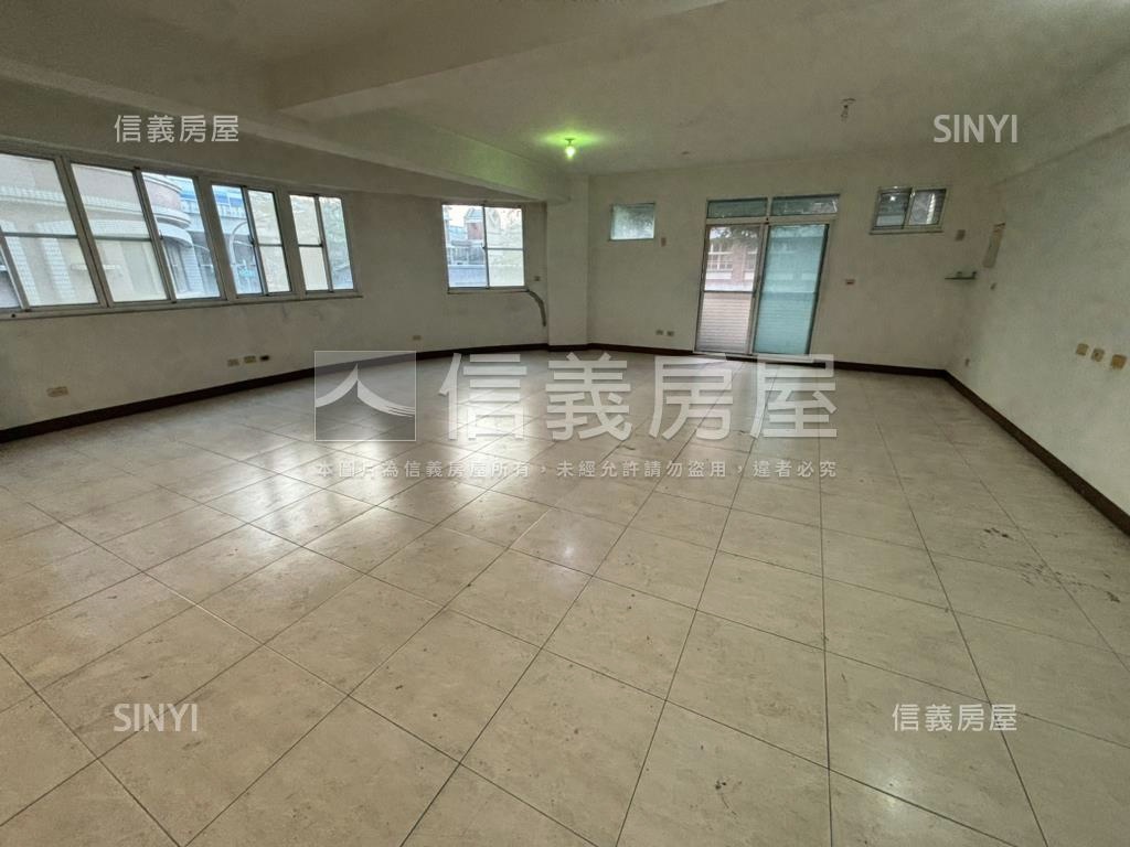 后安路‧面寬角店房屋室內格局與周邊環境