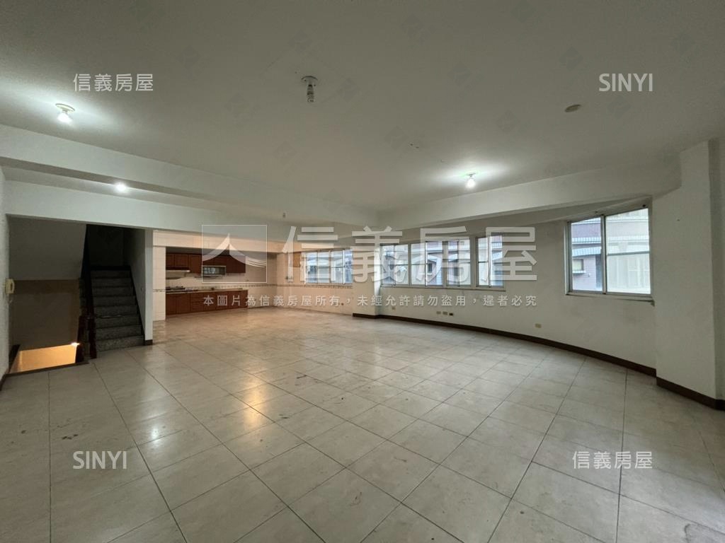 后安路‧面寬角店房屋室內格局與周邊環境