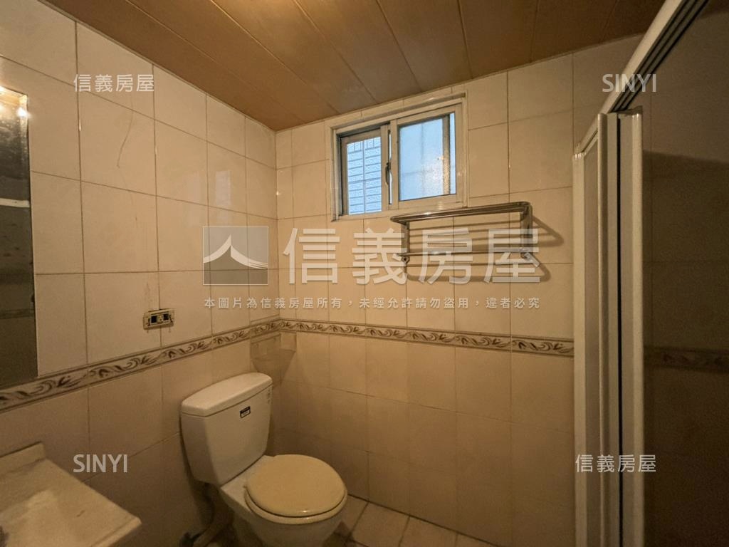 后安路‧面寬角店房屋室內格局與周邊環境