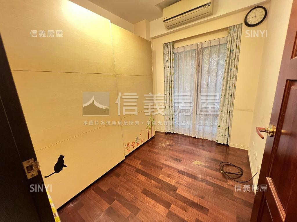 愛樂歐風綠意二房車位房屋室內格局與周邊環境