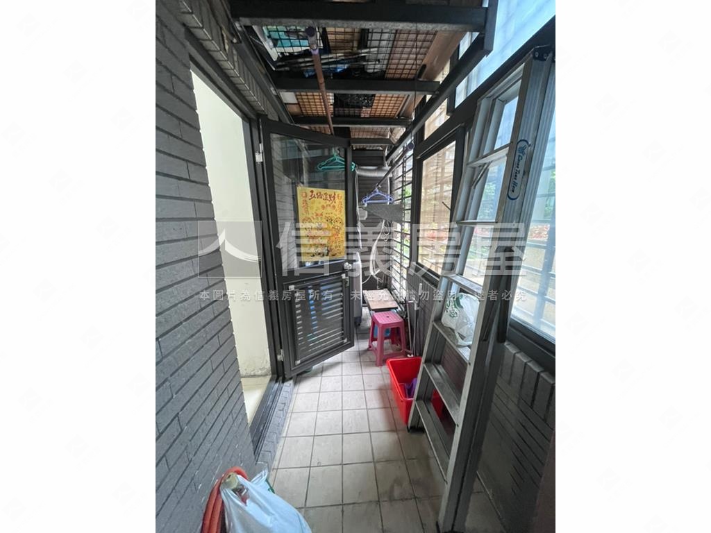 崇德＆北平約八米面寬店面房屋室內格局與周邊環境