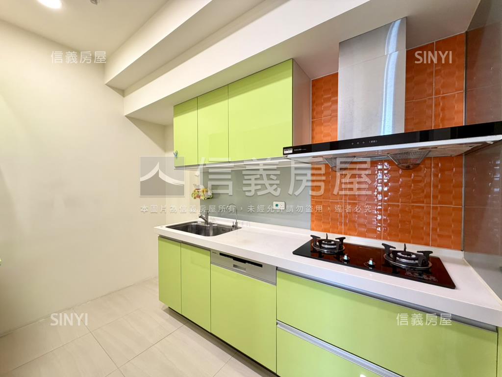 頂新屋況極佳‧大３房平車房屋室內格局與周邊環境