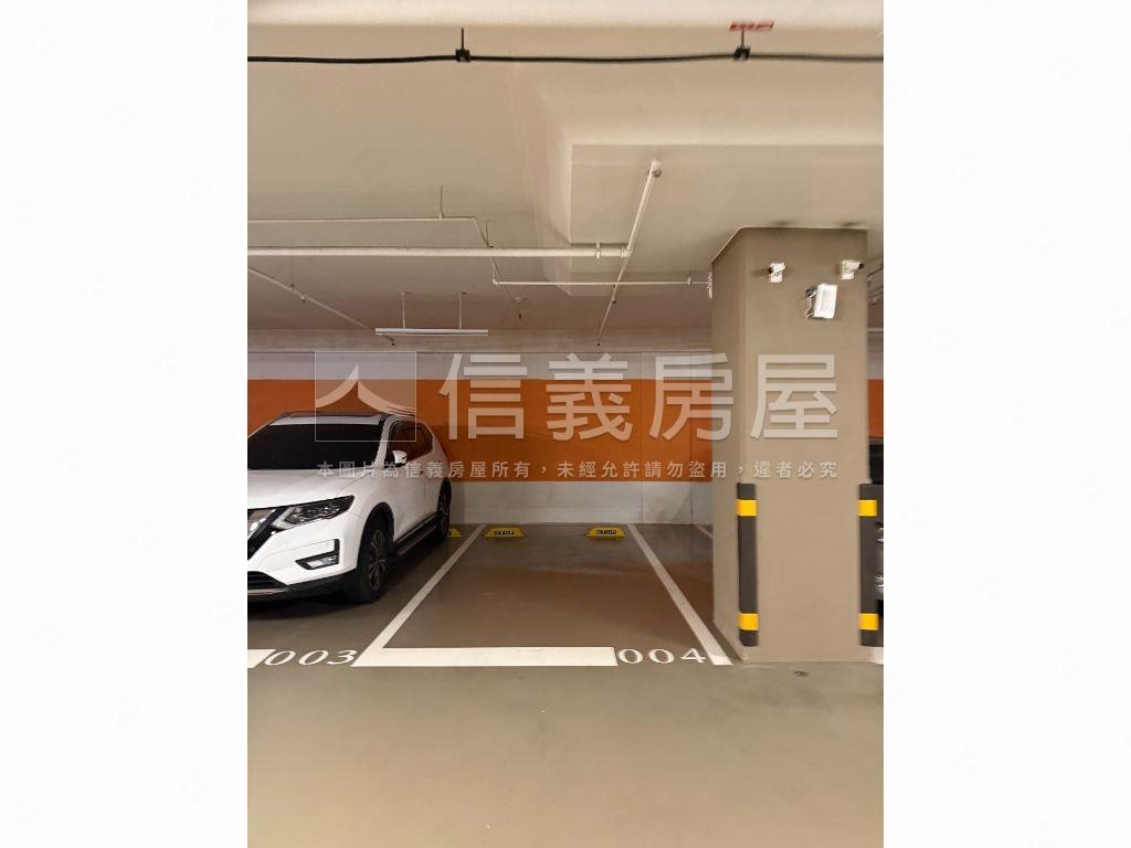 華固ＳＯＨＯ坡平車位房屋室內格局與周邊環境