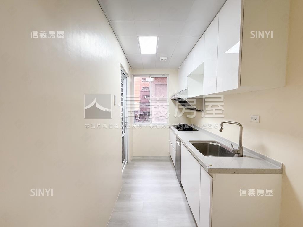 近河堤商圈三房車位房屋室內格局與周邊環境