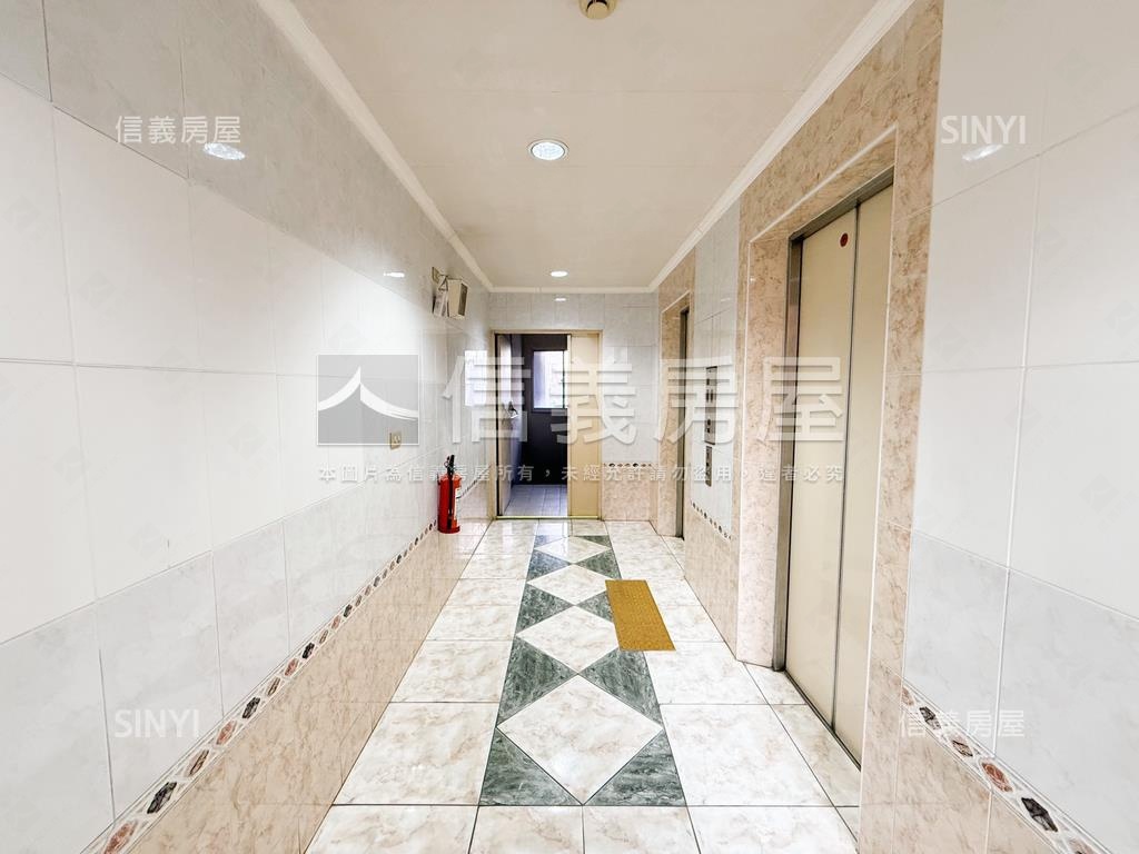 近河堤商圈三房車位房屋室內格局與周邊環境