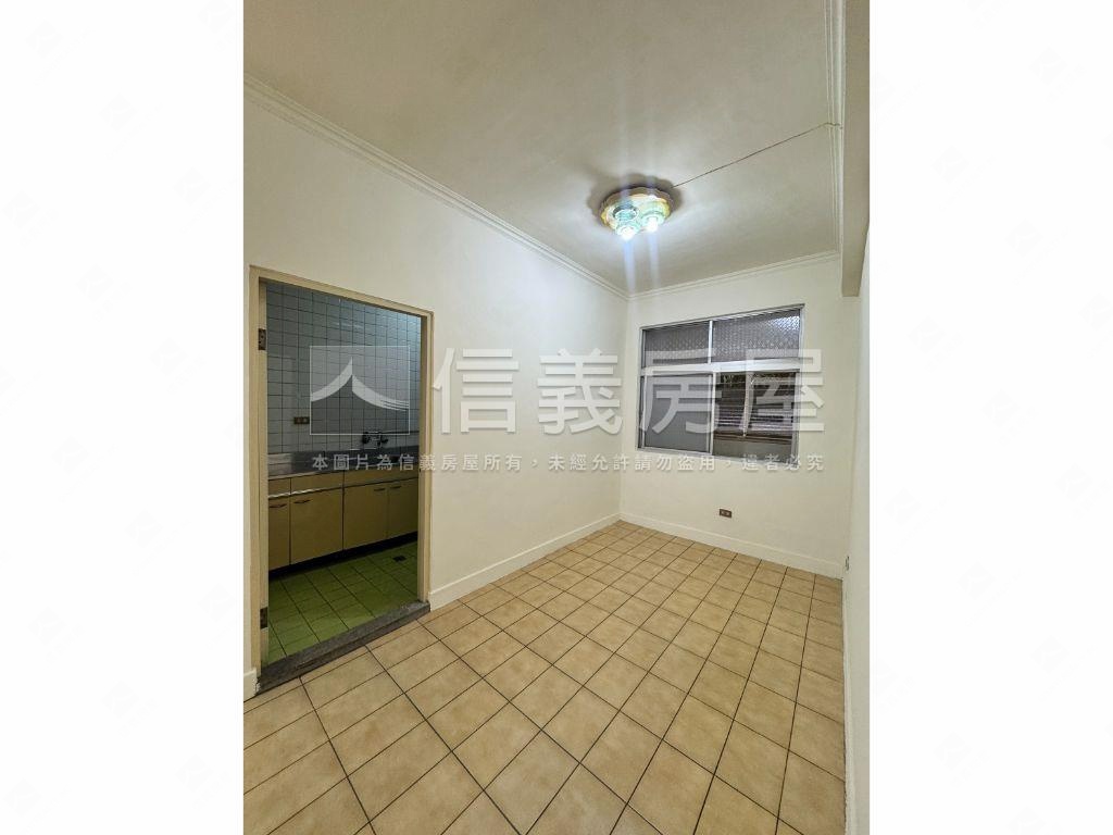 低總價捷運大空間美寓房屋室內格局與周邊環境