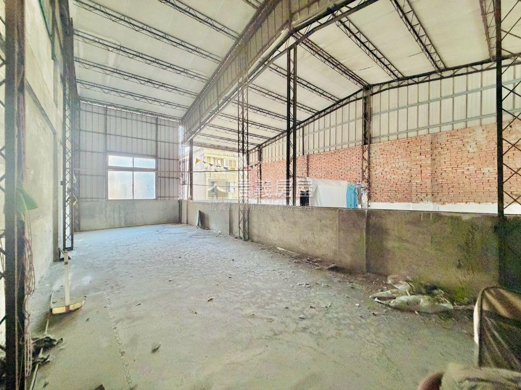 免兩千萬１２米路透店房屋室內格局與周邊環境