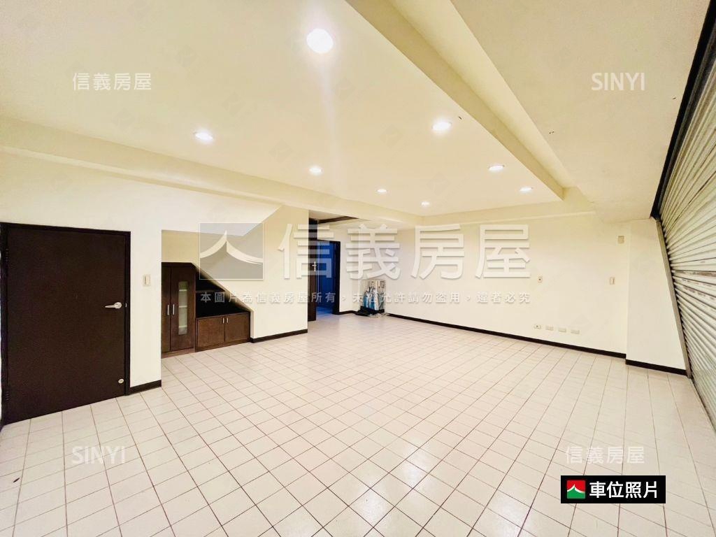 【大面寬車庫】裝潢美別墅房屋室內格局與周邊環境