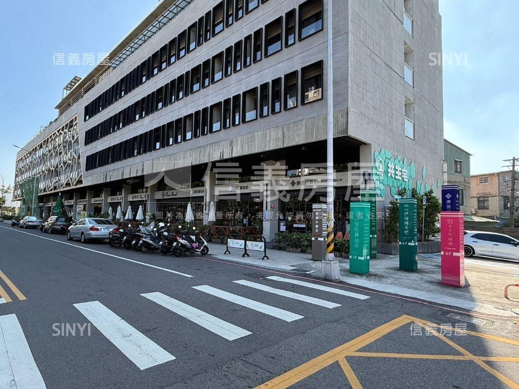 【大面寬車庫】裝潢美別墅房屋室內格局與周邊環境