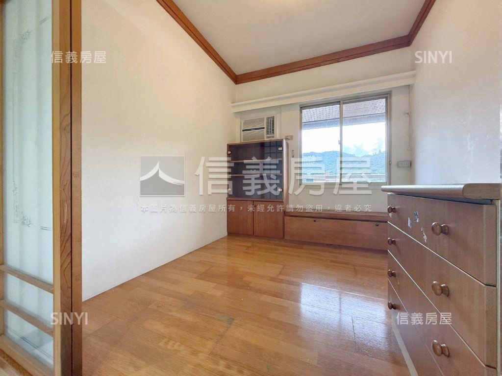 薇閣綠意山景２房房屋室內格局與周邊環境