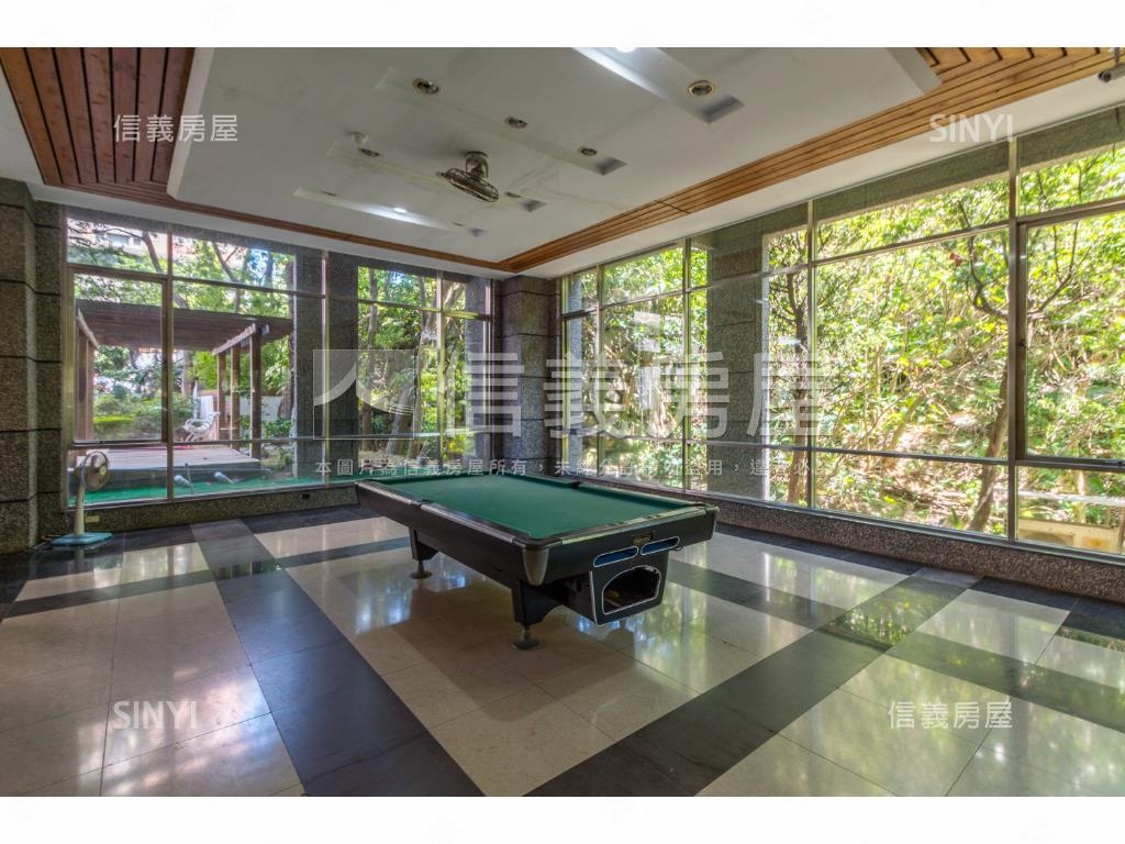 薇閣綠意山景２房房屋室內格局與周邊環境