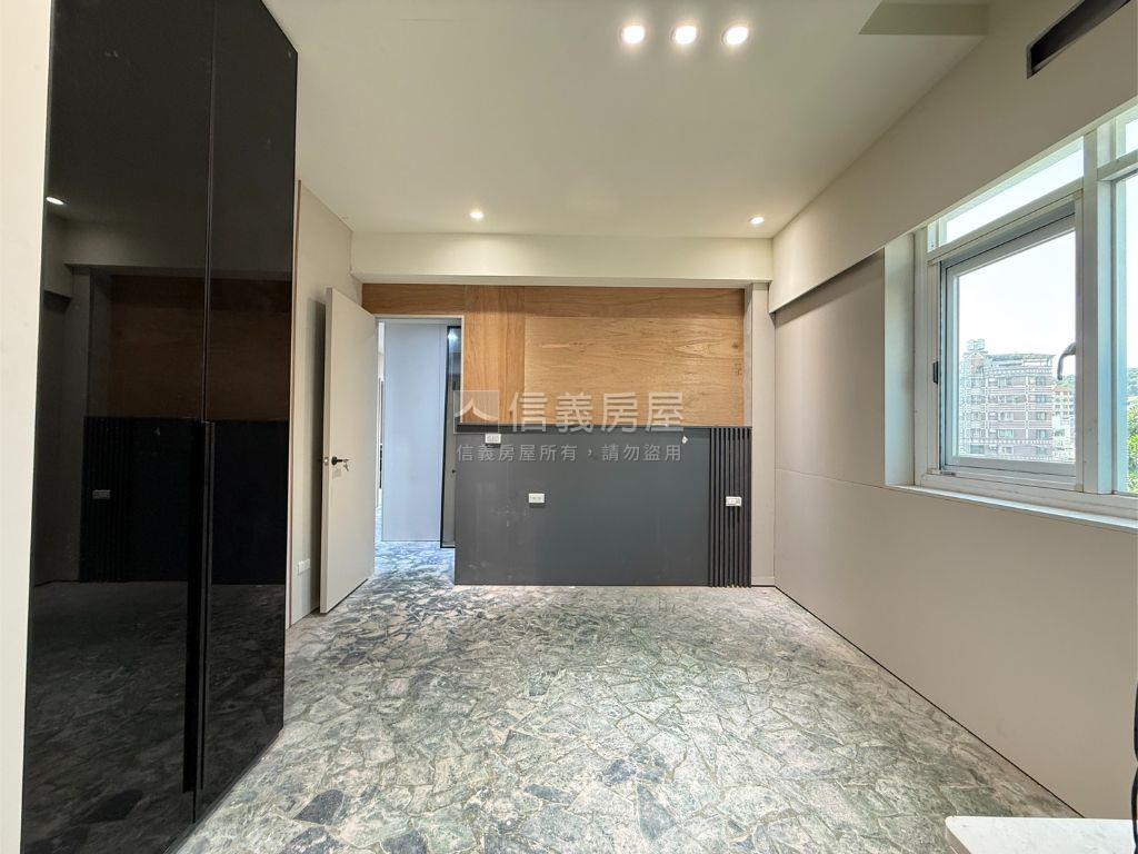 近美術館全新整理四房房屋室內格局與周邊環境