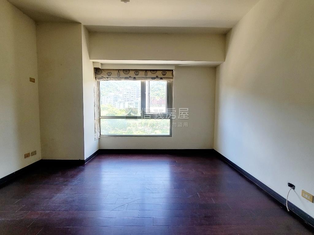 青潭國小美景電梯三房房屋室內格局與周邊環境