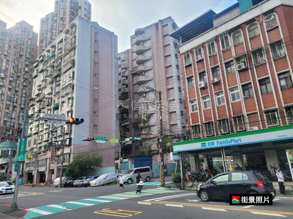 青潭國小美景電梯三房房屋室內格局與周邊環境