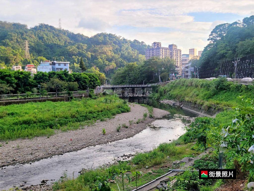 青潭國小美景電梯三房房屋室內格局與周邊環境