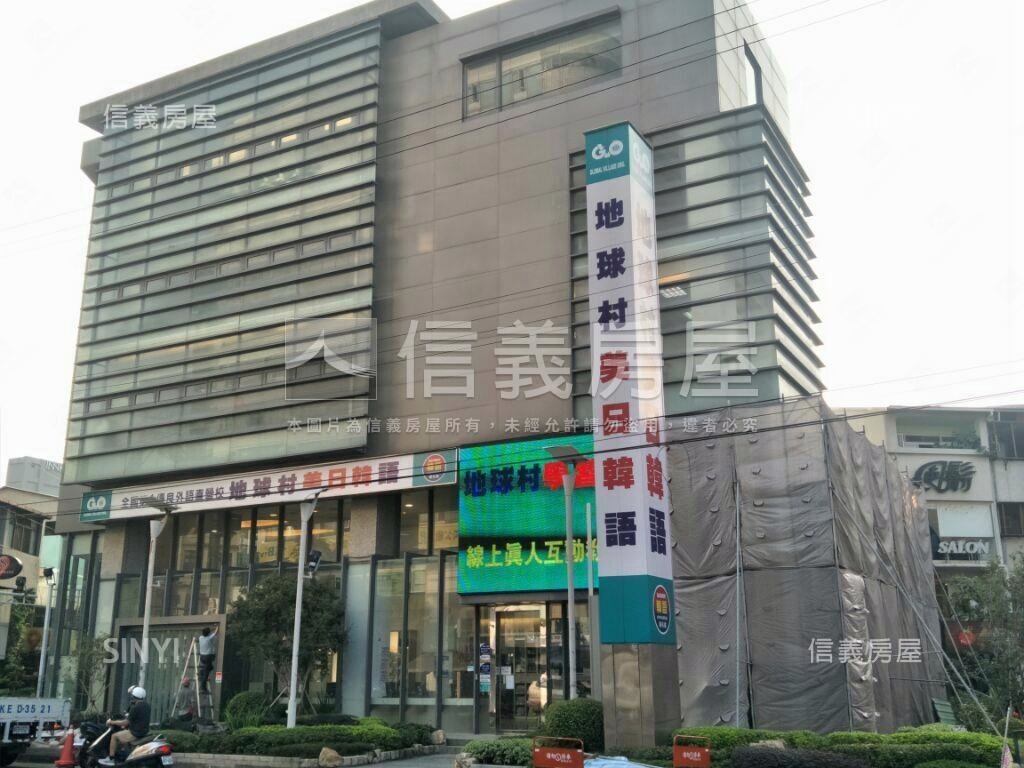 逢甲臨路角間透天店面房屋室內格局與周邊環境