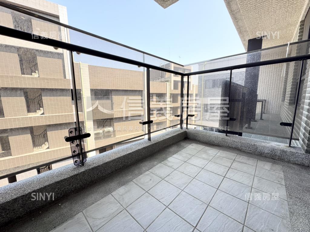 美麗華好柿稀有高樓戶房屋室內格局與周邊環境