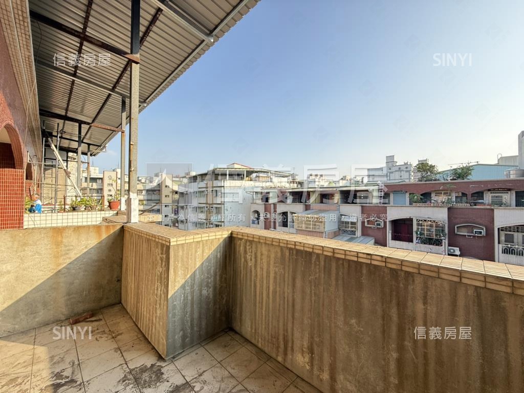 陽明商圈鬧中取靜正路透天房屋室內格局與周邊環境