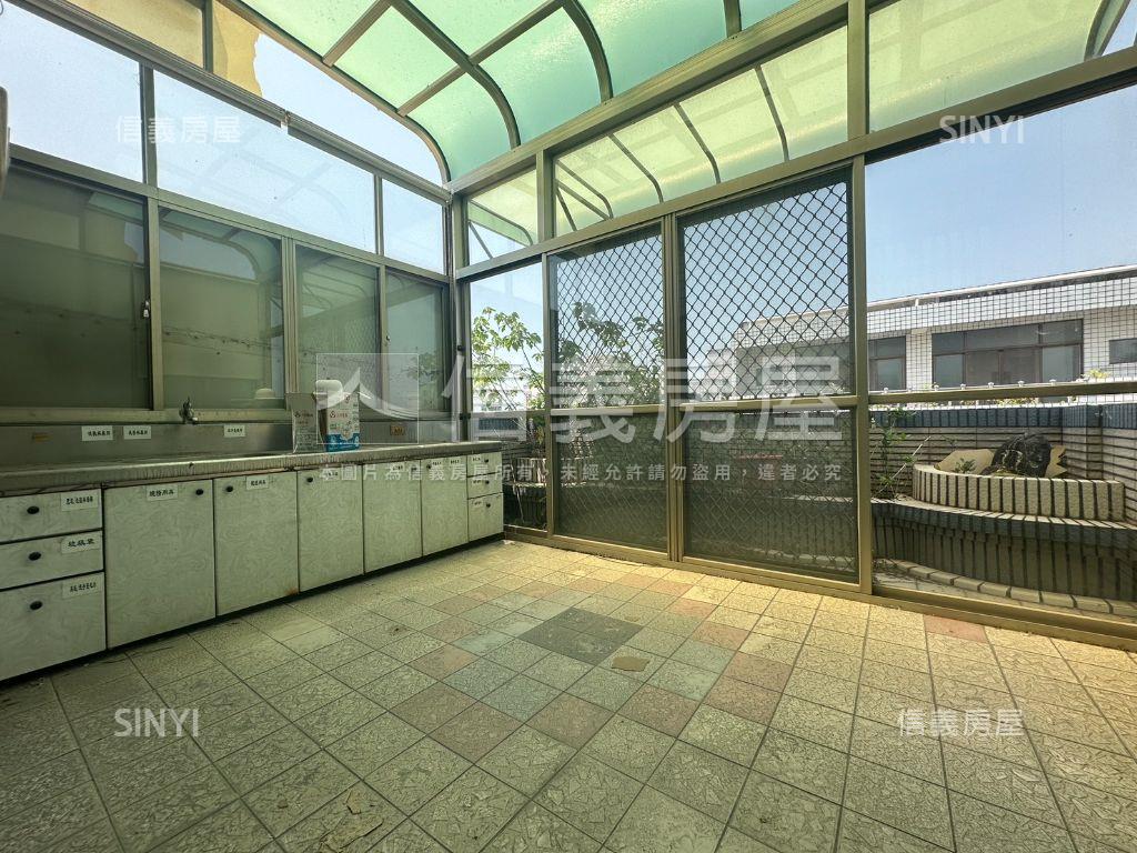 崇明十七街優質店住房屋室內格局與周邊環境