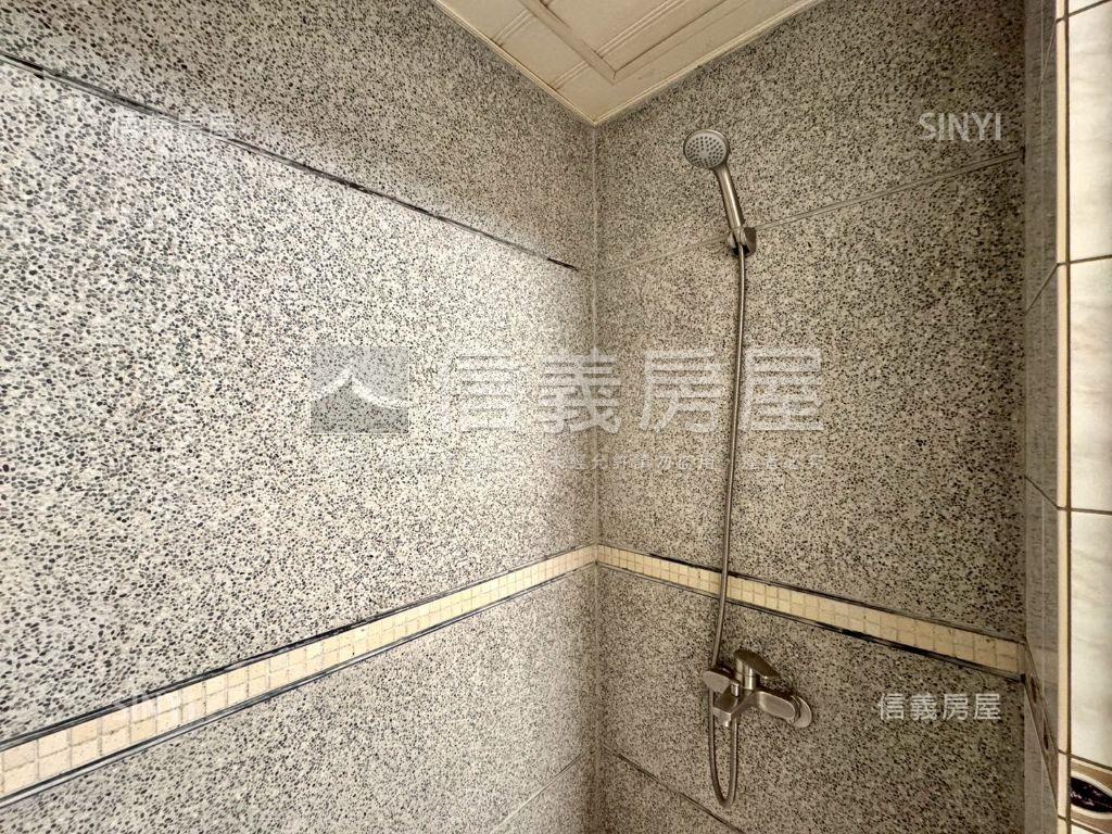 大衛道㊣樓中樓漂亮大四房房屋室內格局與周邊環境