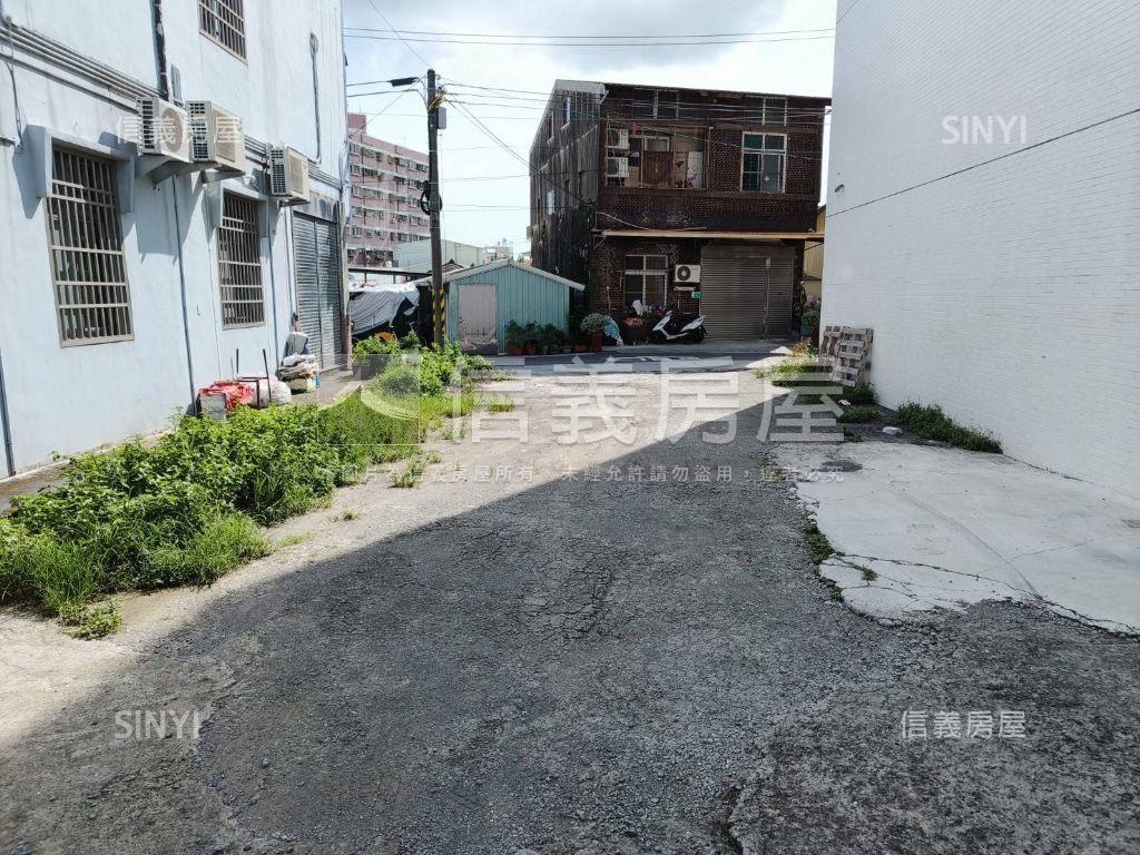 仁德區方正土地房屋室內格局與周邊環境
