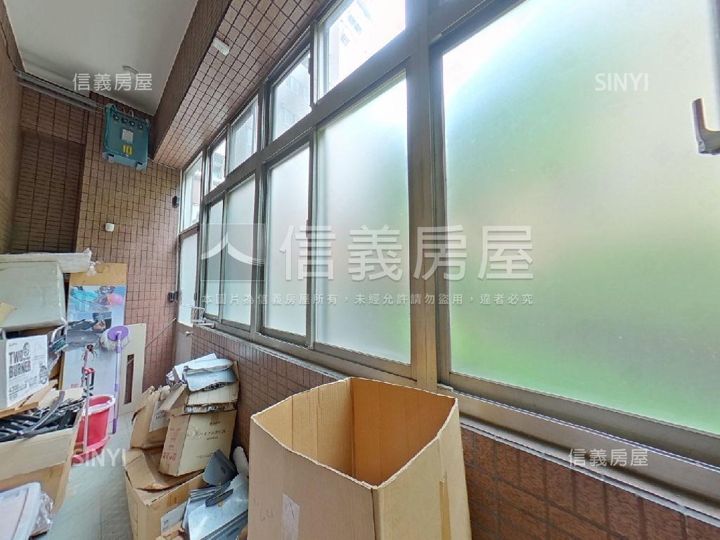 新★三和國中捷運寶石店面房屋室內格局與周邊環境