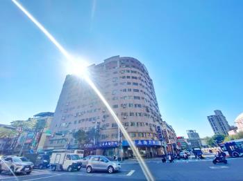 新★三和國中捷運寶石店面