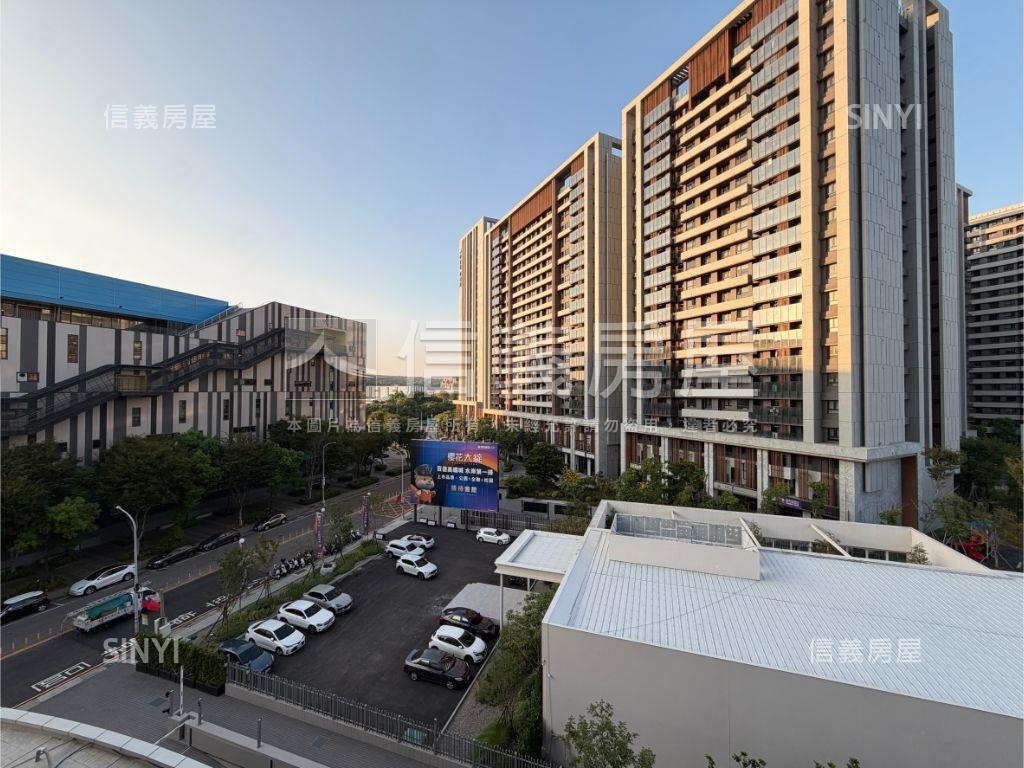 登陽ＩＣＣ商辦雙平車房屋室內格局與周邊環境