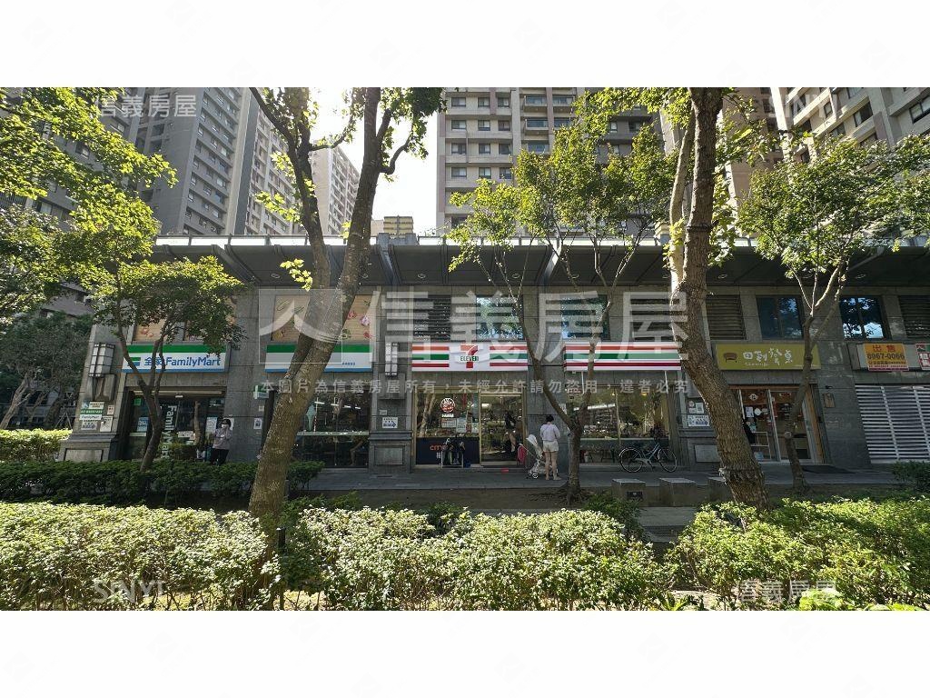 亞東合宜Ａ６電梯三房車位房屋室內格局與周邊環境