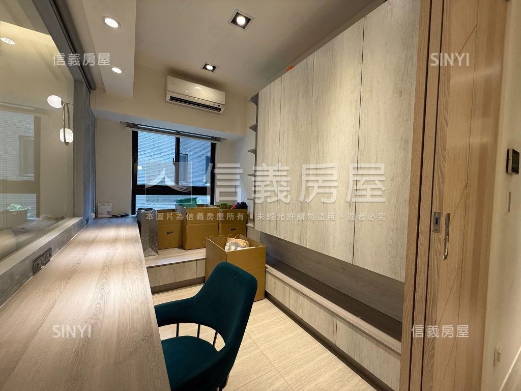 酷惠宇樂觀雙平面車位房屋室內格局與周邊環境