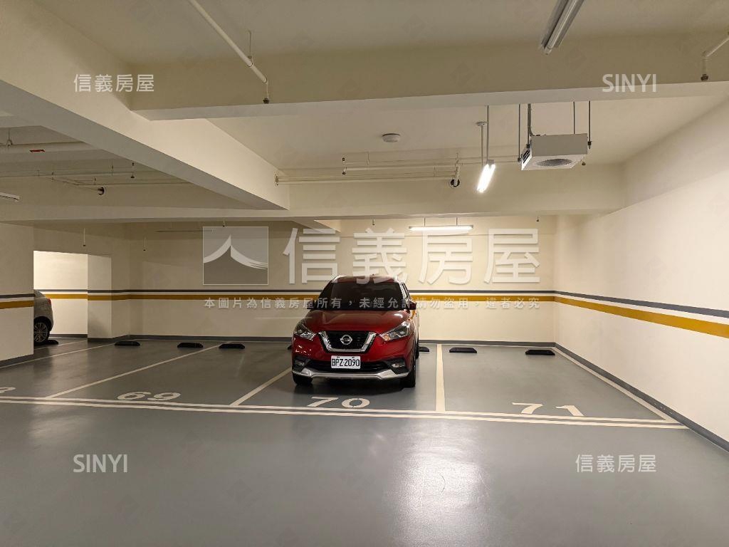 酷惠宇樂觀雙平面車位房屋室內格局與周邊環境