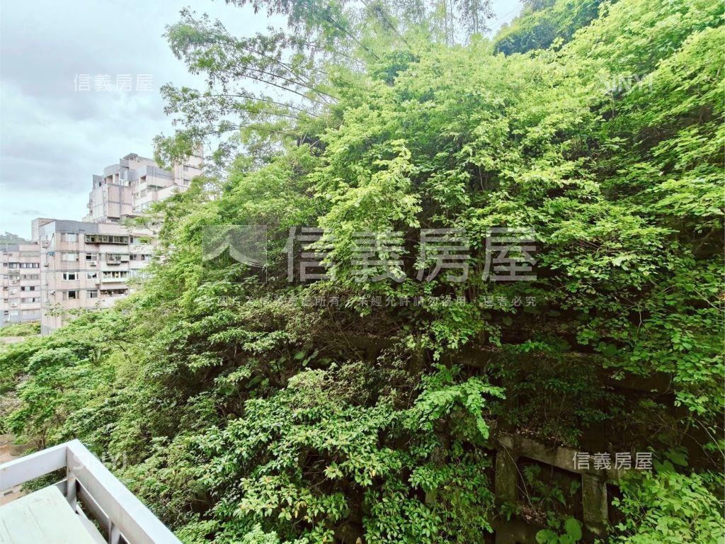 愛眉⍍莊一房車位房屋室內格局與周邊環境