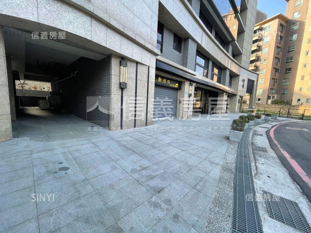 公園路雲賞店面房屋室內格局與周邊環境