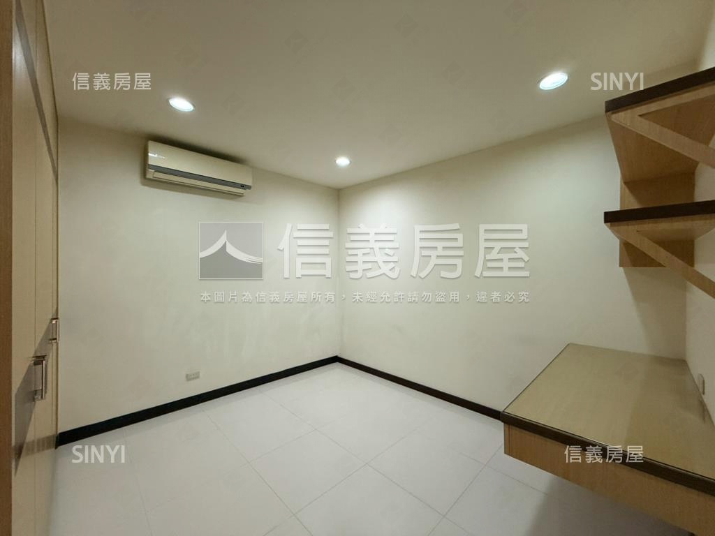 延吉街明亮頂加。美裝潢房屋室內格局與周邊環境