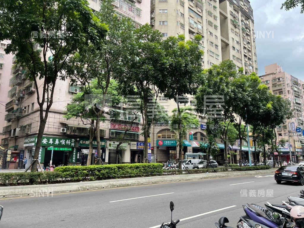 延吉街明亮頂加。美裝潢房屋室內格局與周邊環境