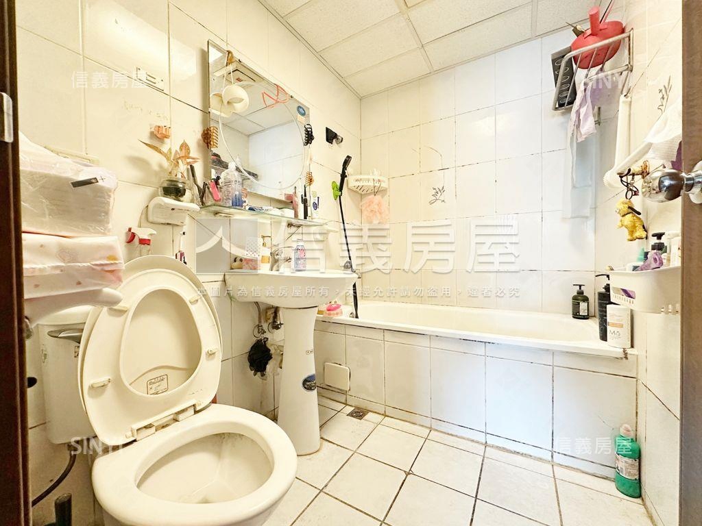 近內壢火車站麗寶三房車位房屋室內格局與周邊環境