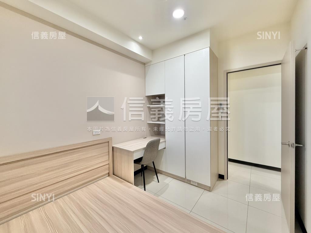 上東城天際線美景兩房平車房屋室內格局與周邊環境