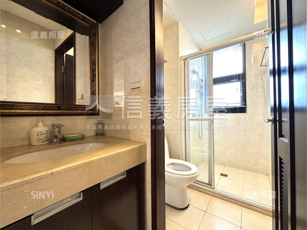 稀有釋出藝術台北高樓１房屋室內格局與周邊環境