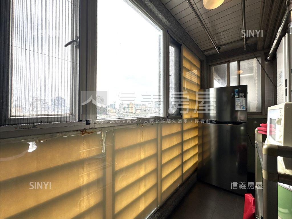 稀有釋出藝術台北高樓１房屋室內格局與周邊環境